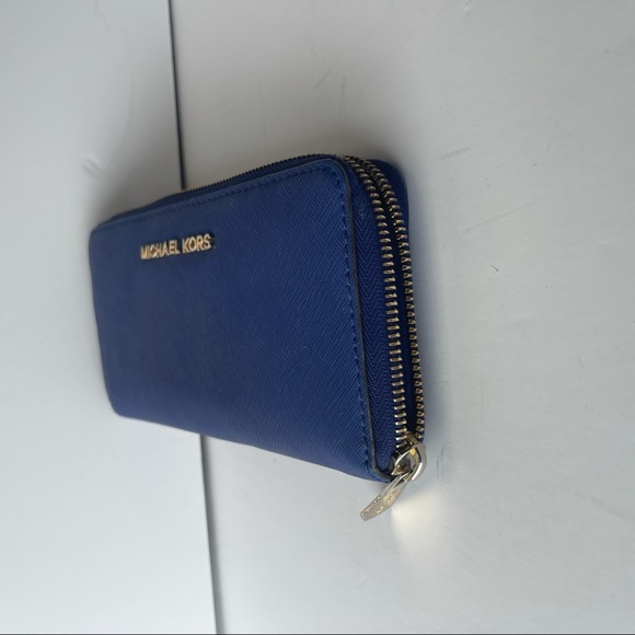 Michael kors women wallet medium size blue color - Picture 2 of 10